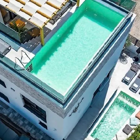 Villa Modern 8 With Rooftop Pool In Vodice Srima